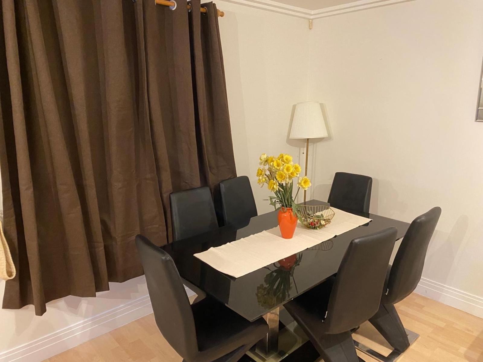 Spacious & Cosy Double And Single Bedrooms Close To Hendon & Colindale Tube Stations Εξωτερικό φωτογραφία