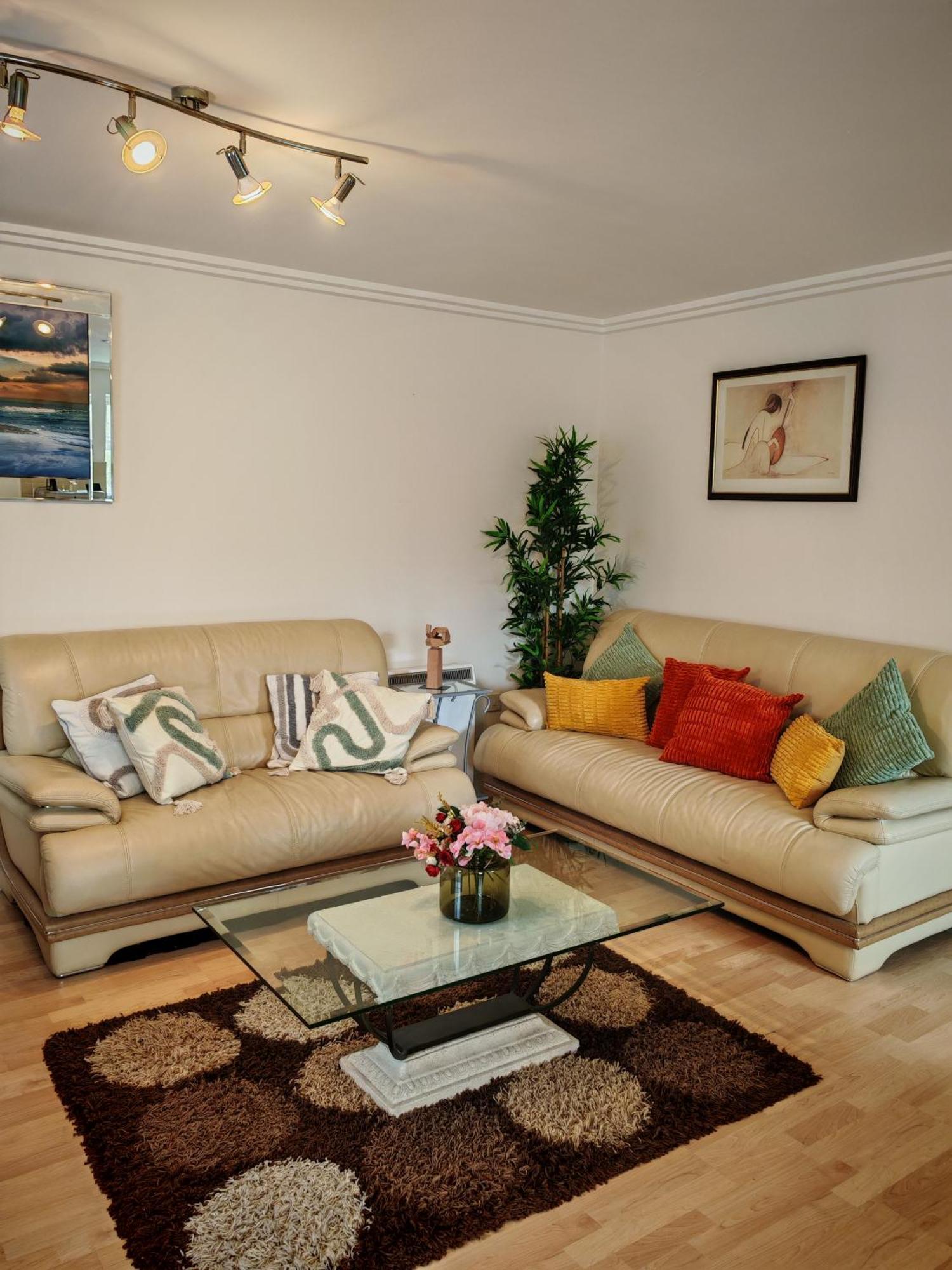 Spacious & Cosy Double And Single Bedrooms Close To Hendon & Colindale Tube Stations Εξωτερικό φωτογραφία