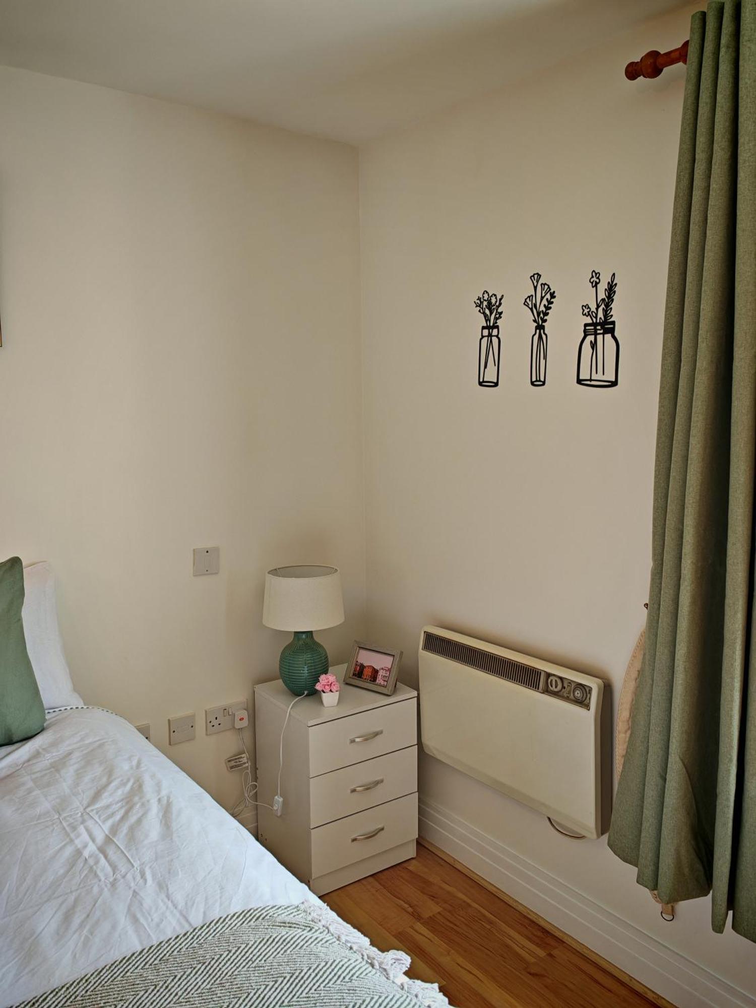 Spacious & Cosy Double And Single Bedrooms Close To Hendon & Colindale Tube Stations Εξωτερικό φωτογραφία